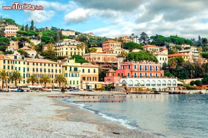 Casarinolaurino Valle Del Golfo Healthy Air Above The Sea Uscio Esterno foto